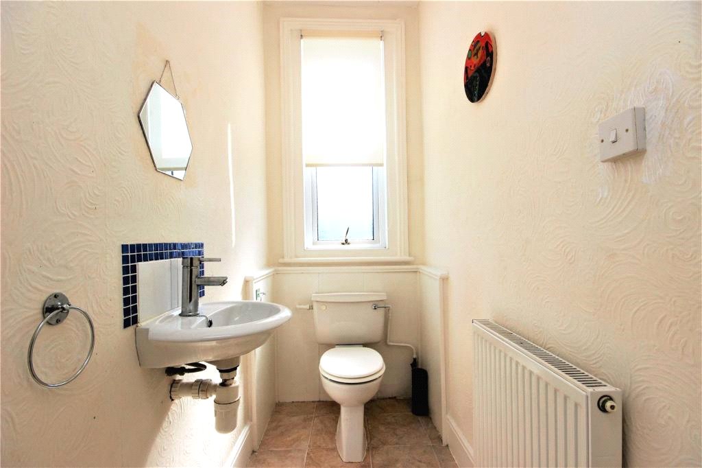 3 bedroom Flat for sale in Burnham On Sea, Somerset