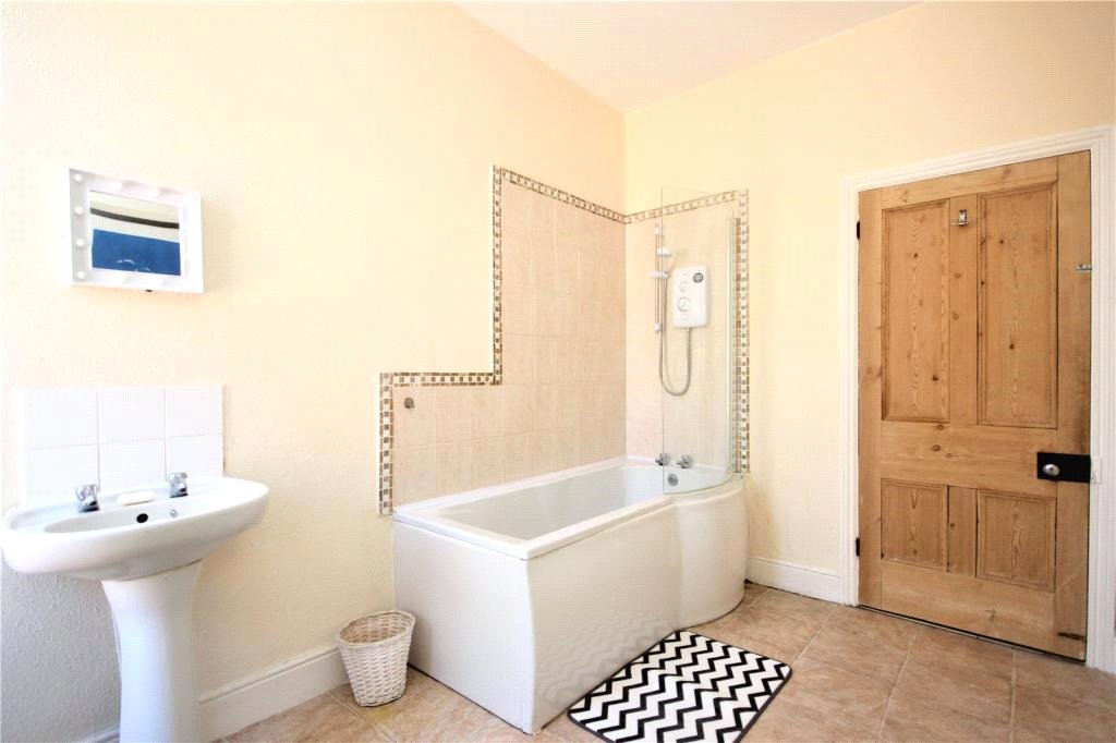 3 bedroom Flat for sale in Burnham On Sea, Somerset