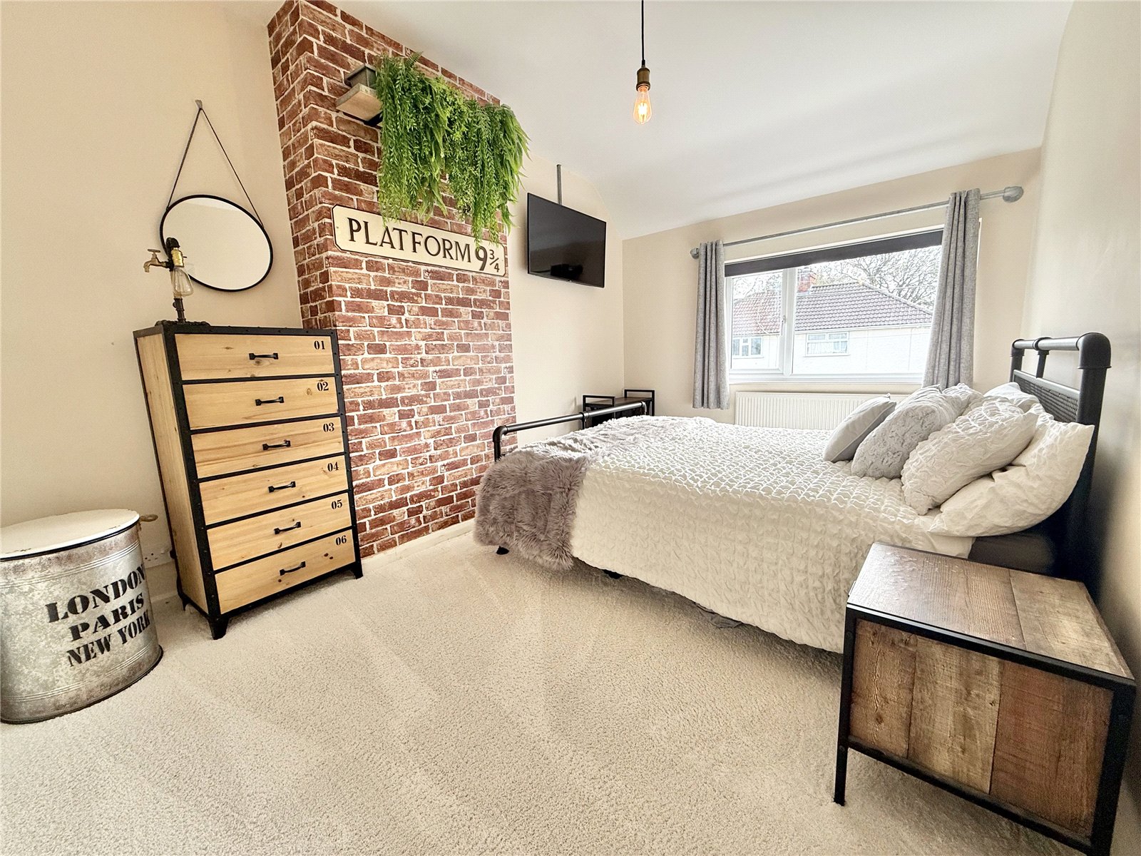 3 bedroom House for sale in Brent Knoll, Somerset