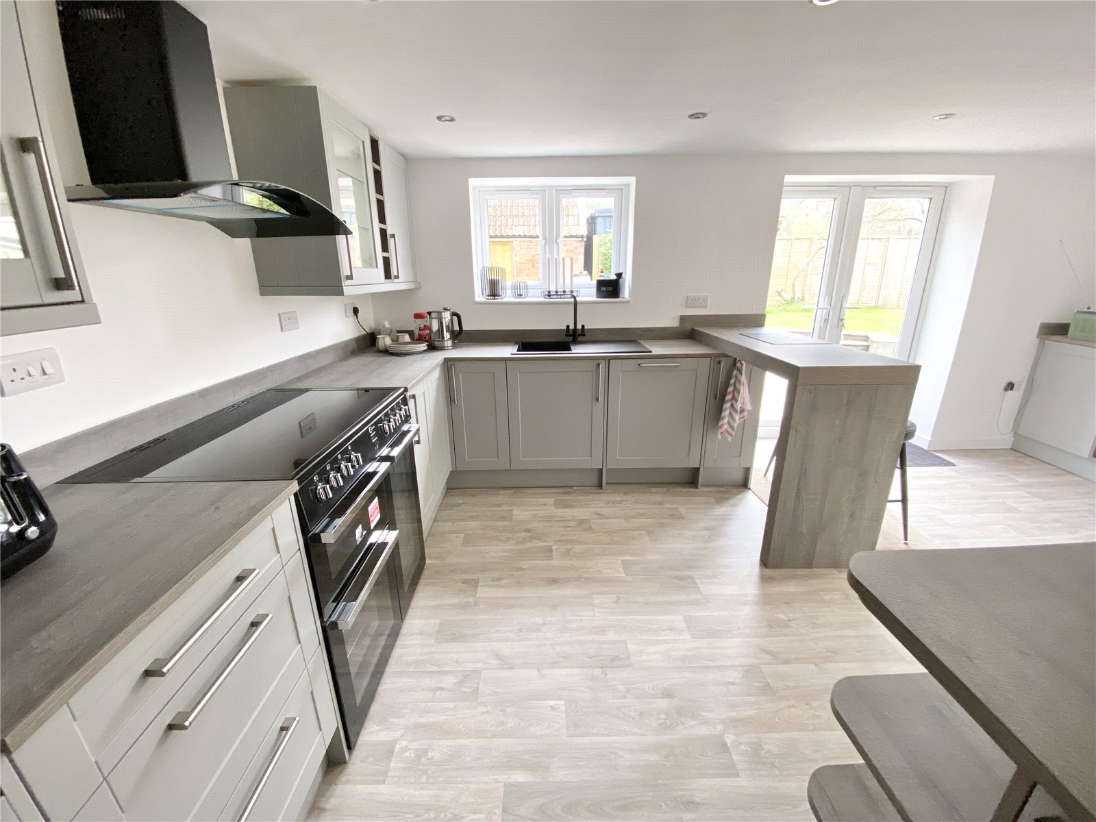 4 bedroom House for sale in Brent Knoll, Somerset