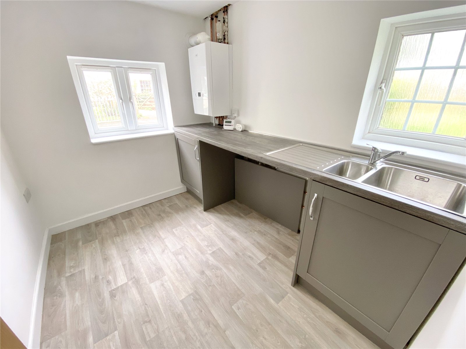 4 bedroom House for sale in Brent Knoll, Somerset