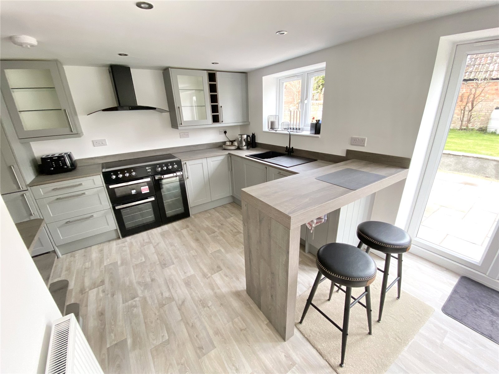 4 bedroom House for sale in Brent Knoll, Somerset