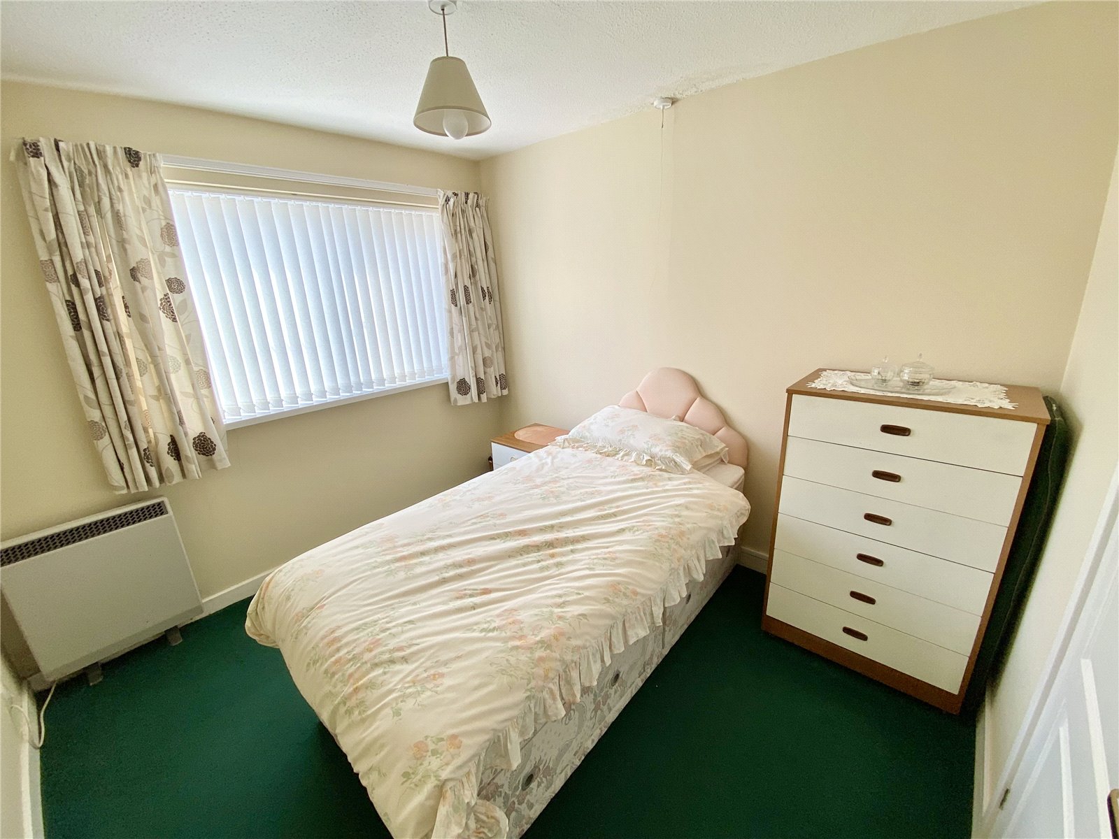 2 bedroom Flat for sale in Burnham on Sea, Somerset