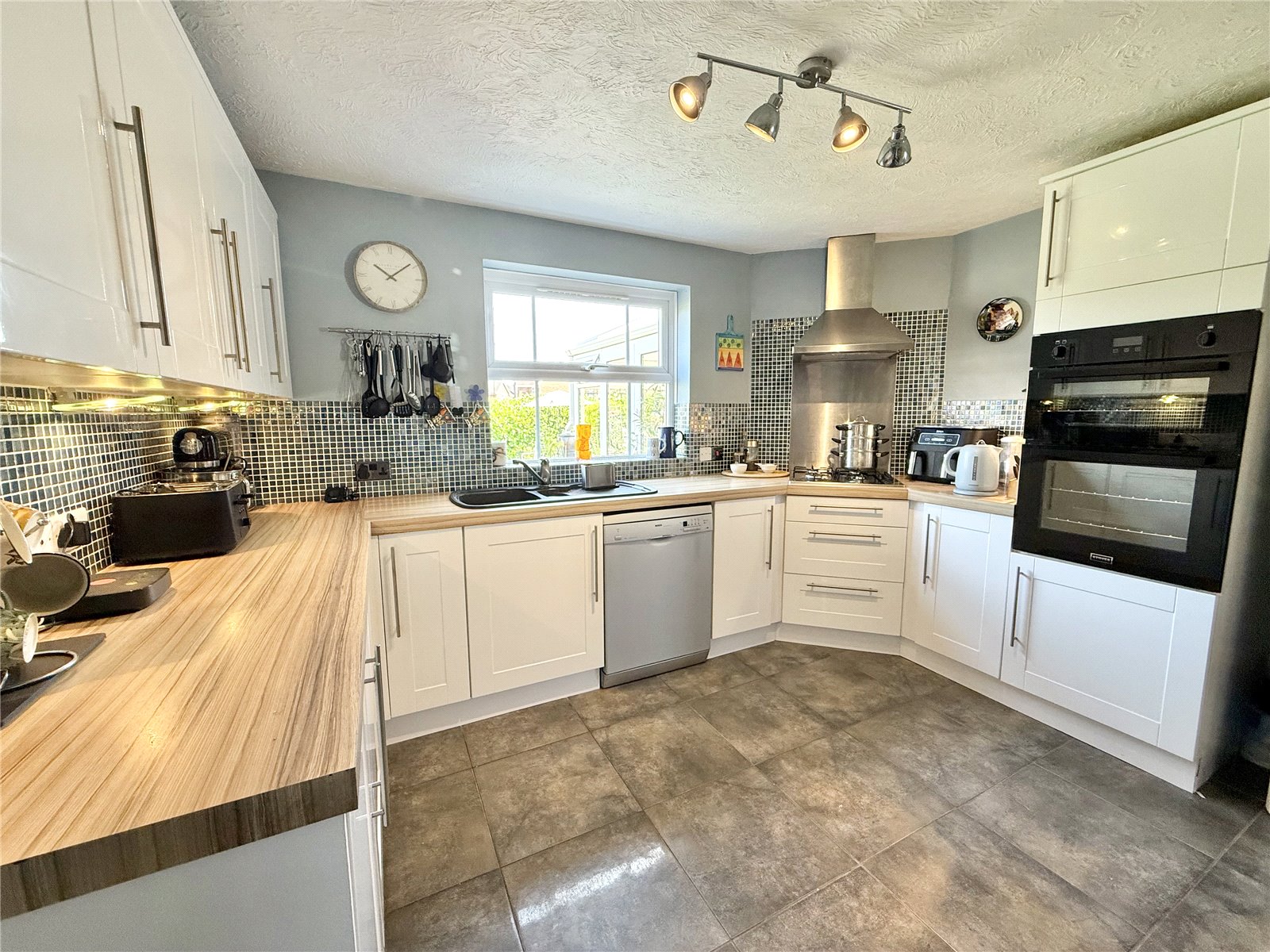 4 bedroom House for sale in Burnham On Sea, Somerset