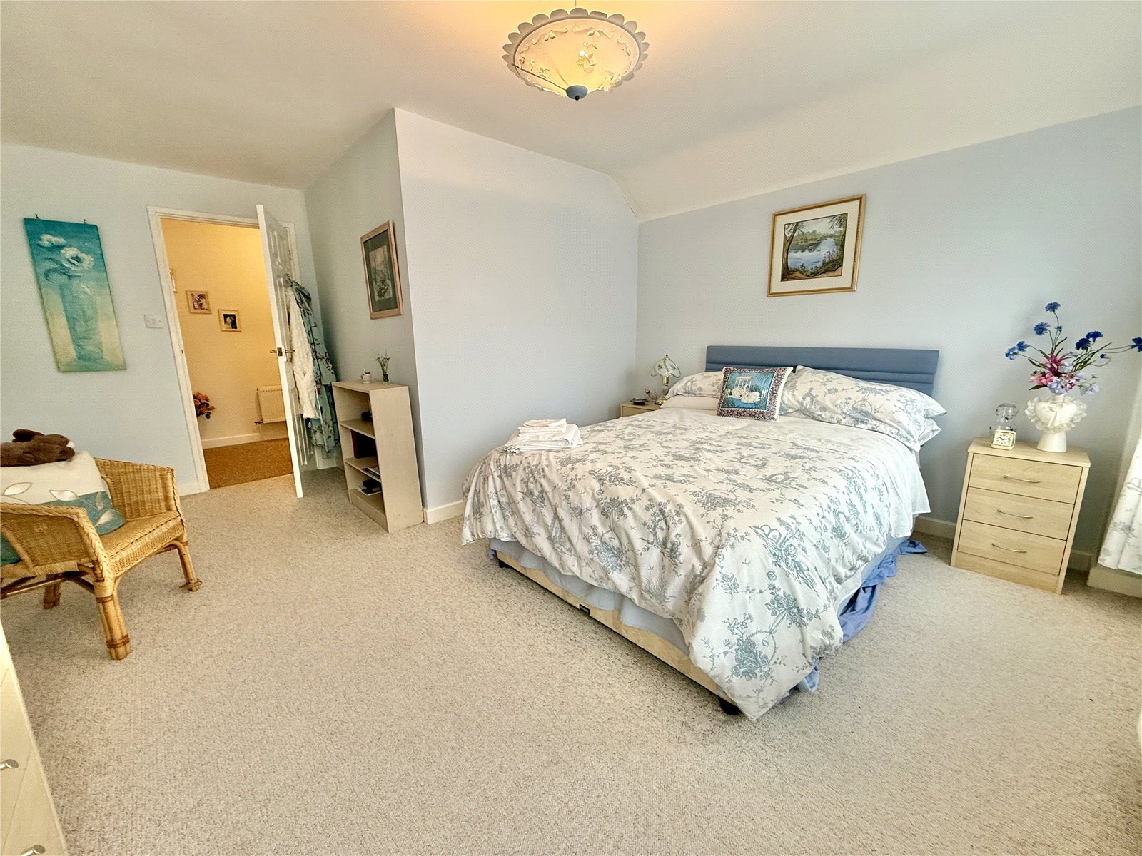 4 bedroom Bungalow for sale in Burnham On Sea, Somerset
