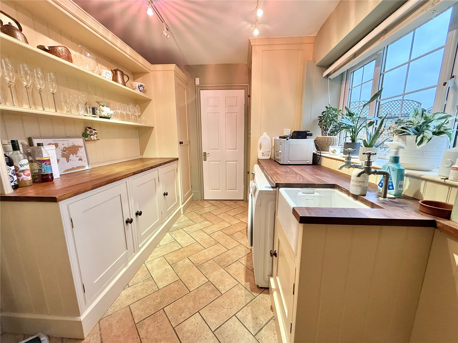 6 bedroom House for sale in Brent Knoll, Somerset