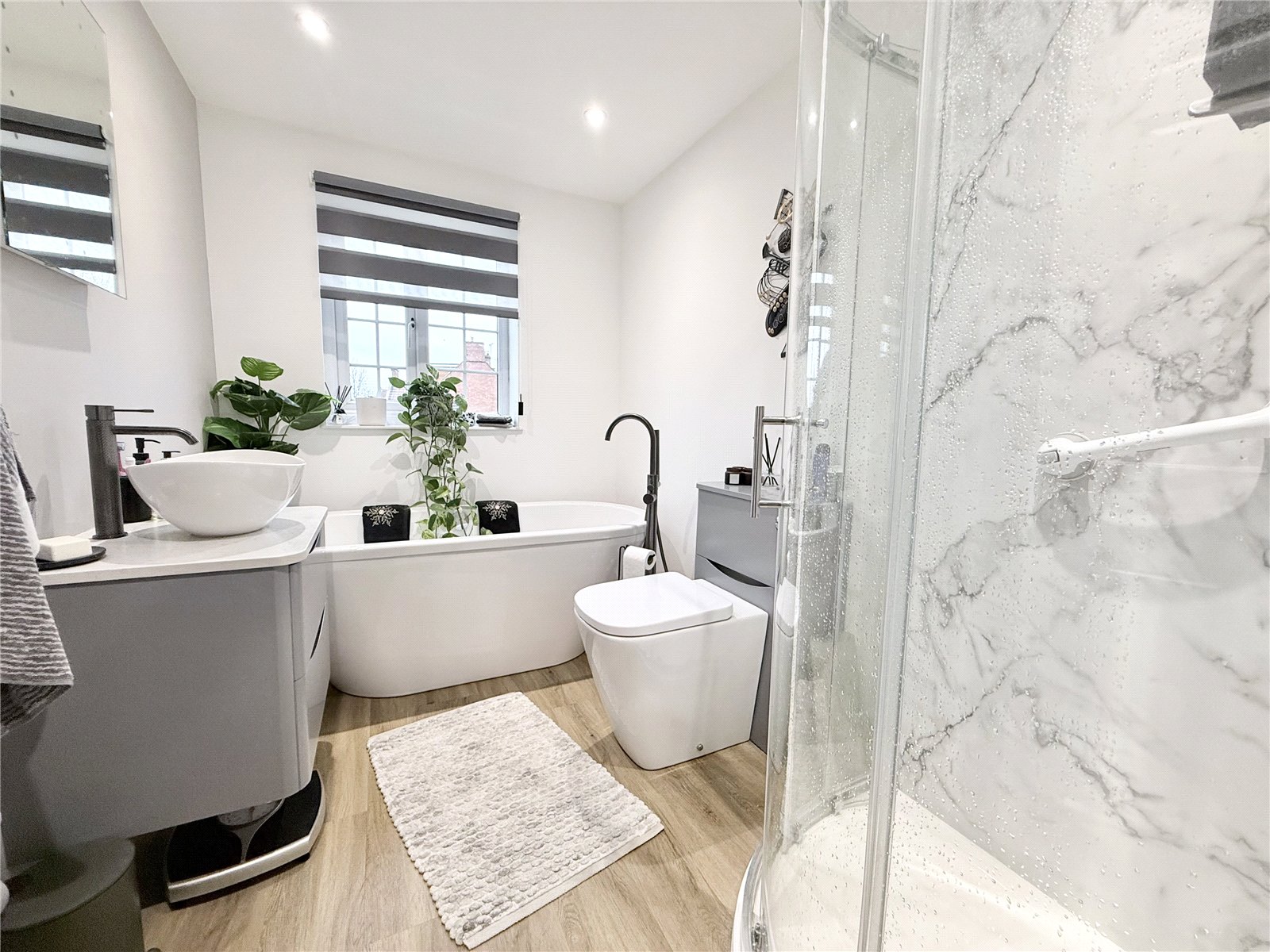 6 bedroom House for sale in Brent Knoll, Somerset