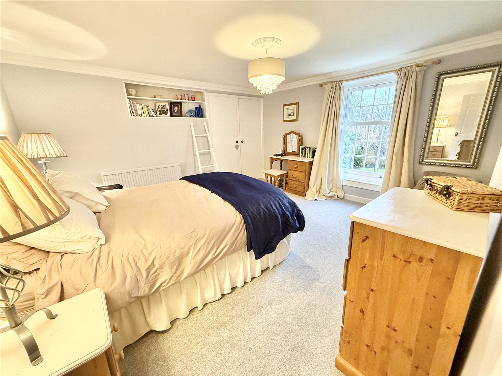 6 bedroom House for sale in Brent Knoll, Somerset