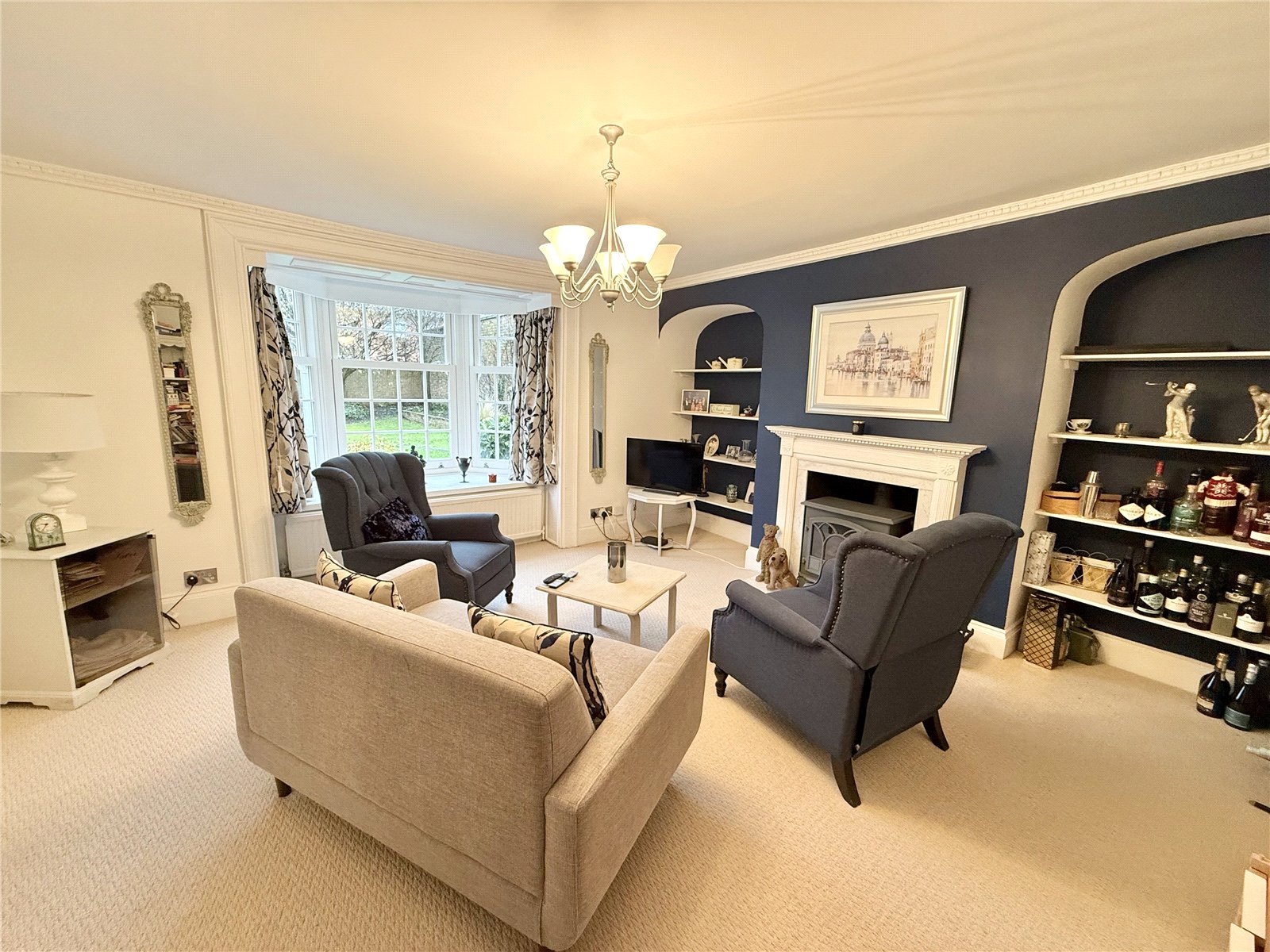 6 bedroom House for sale in Brent Knoll, Somerset