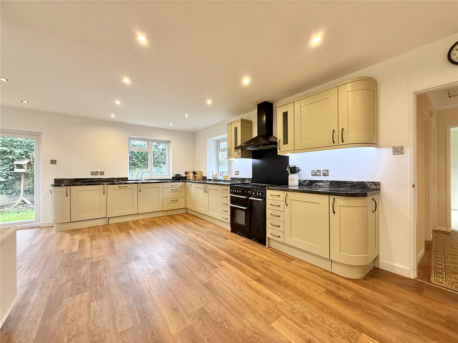 3 bedroom Bungalow for sale in Burnham on Sea, Somerset