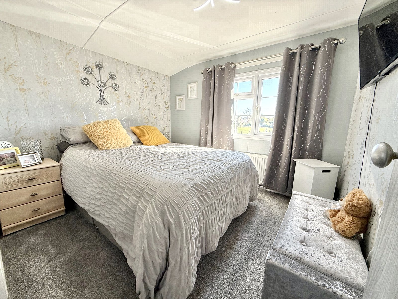 2 bedroom Park home for sale in Sealeys Close, West Huntspill, Somerset
