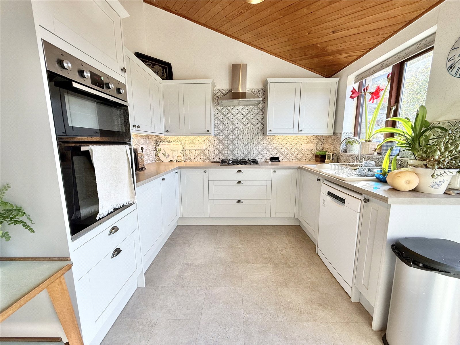 5 bedroom House for sale in Kewstoke Road, Kewstoke