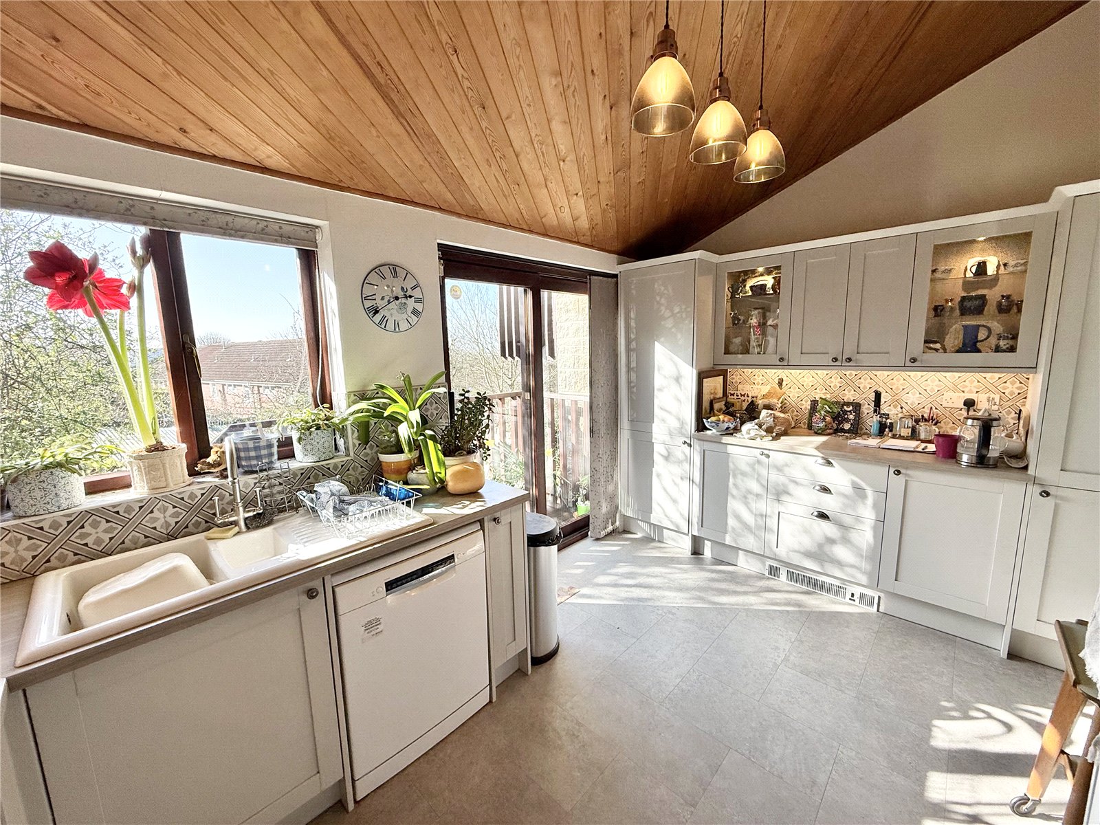 5 bedroom House for sale in Kewstoke Road, Kewstoke