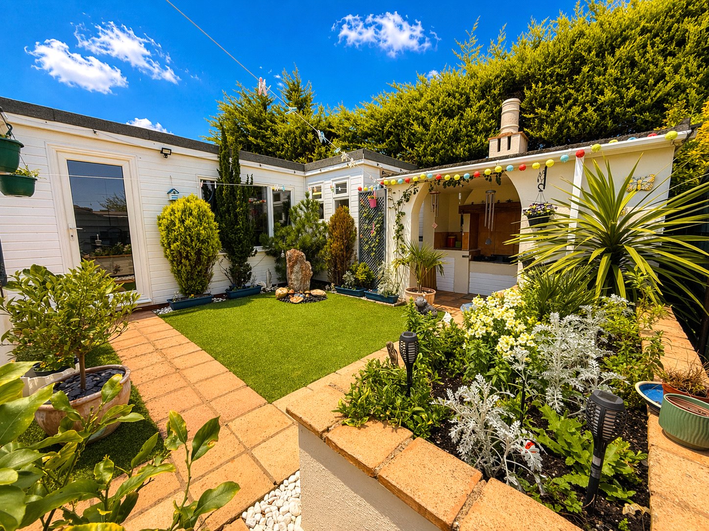 2 bedroom Bungalow for sale in Burnham on Sea, Somerset