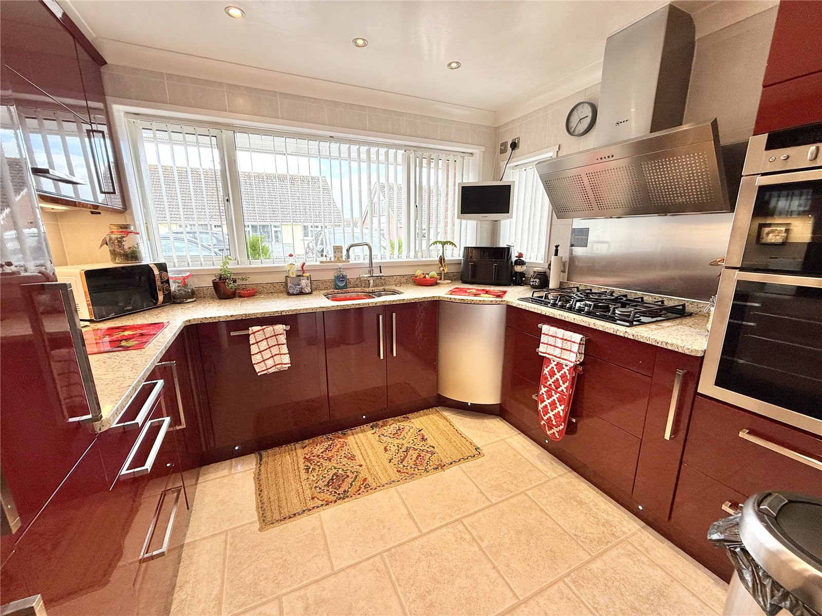 2 bedroom Bungalow for sale in Burnham on Sea, Somerset