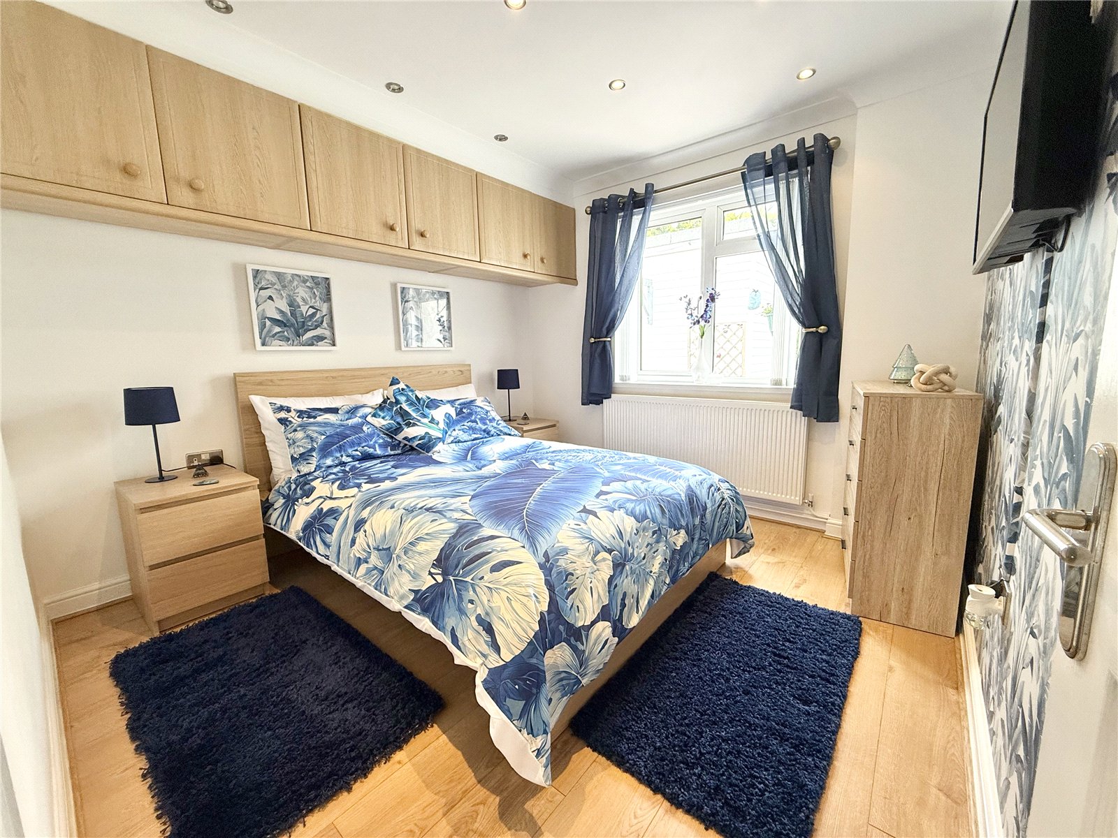 2 bedroom Bungalow for sale in Burnham on Sea, Somerset