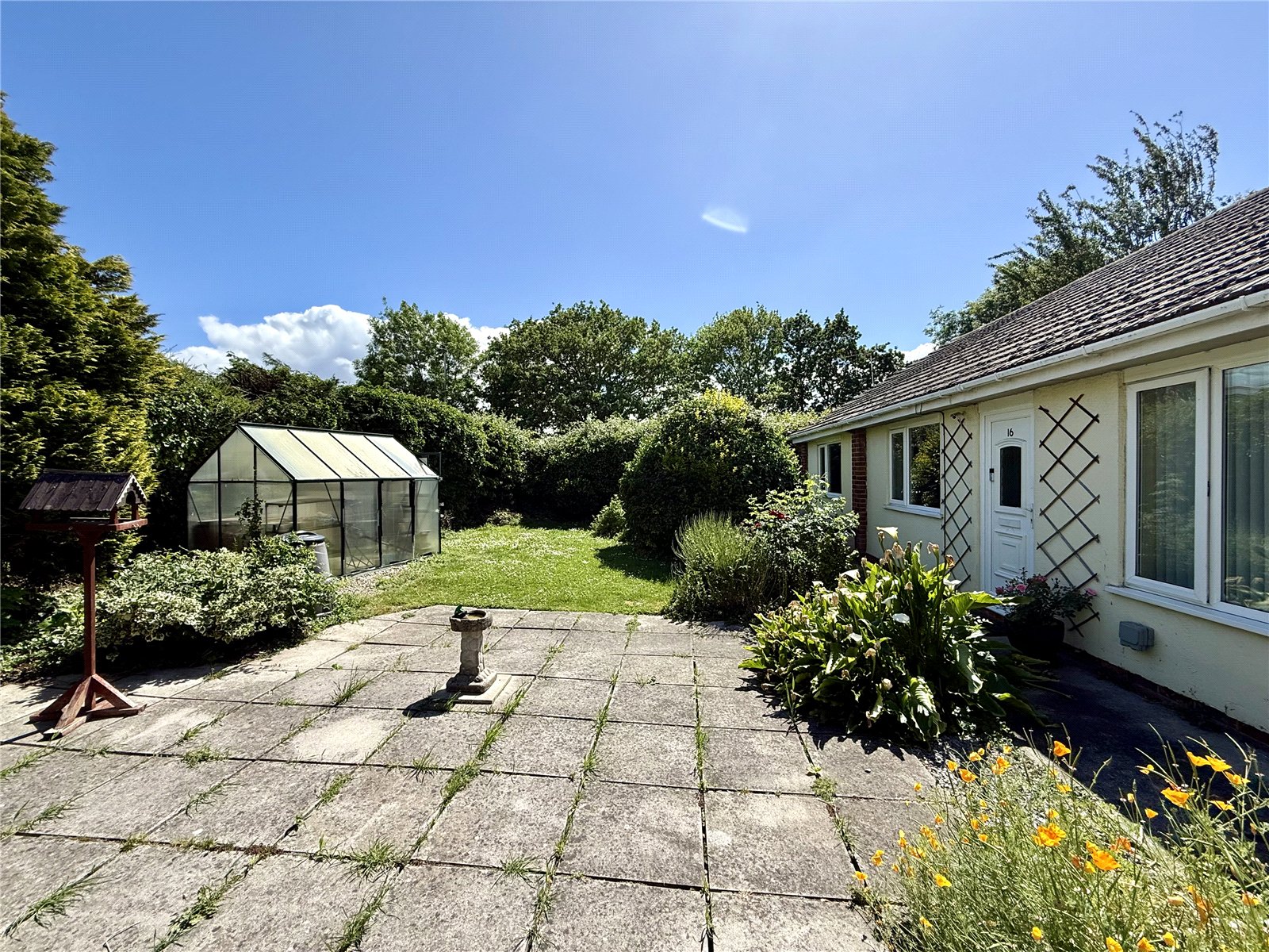 2 bedroom Bungalow for sale in Highbridge, Somerset