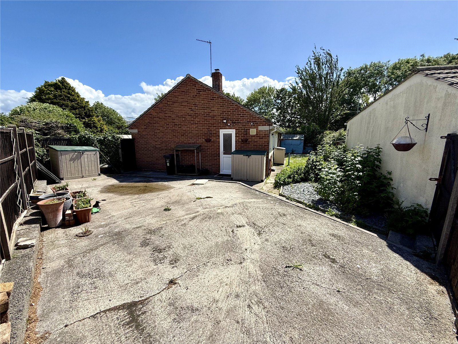 2 bedroom Bungalow for sale in Highbridge, Somerset