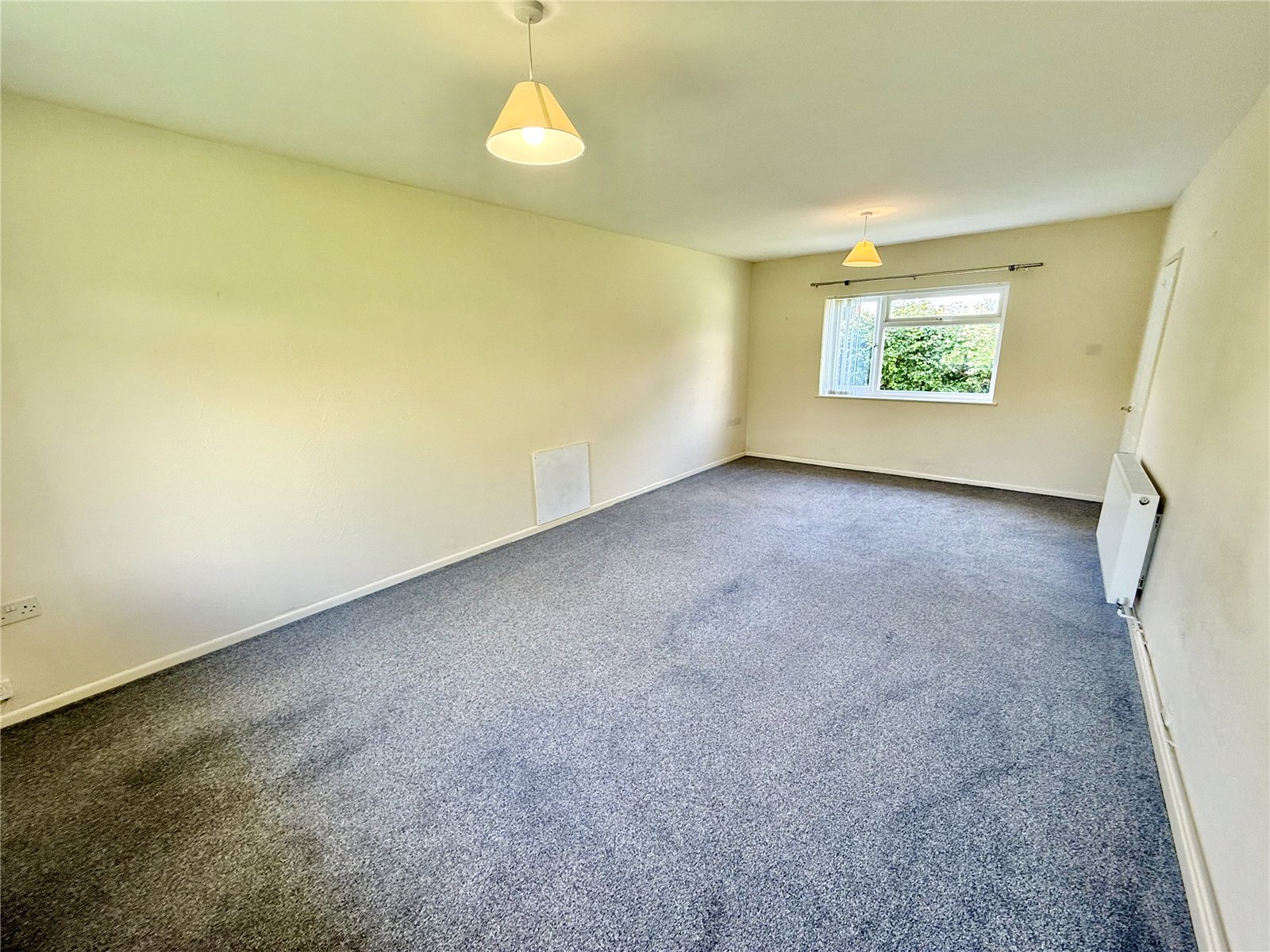 2 bedroom Bungalow for sale in Highbridge, Somerset