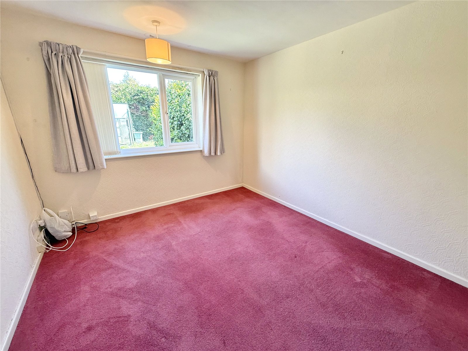 2 bedroom Bungalow for sale in Highbridge, Somerset