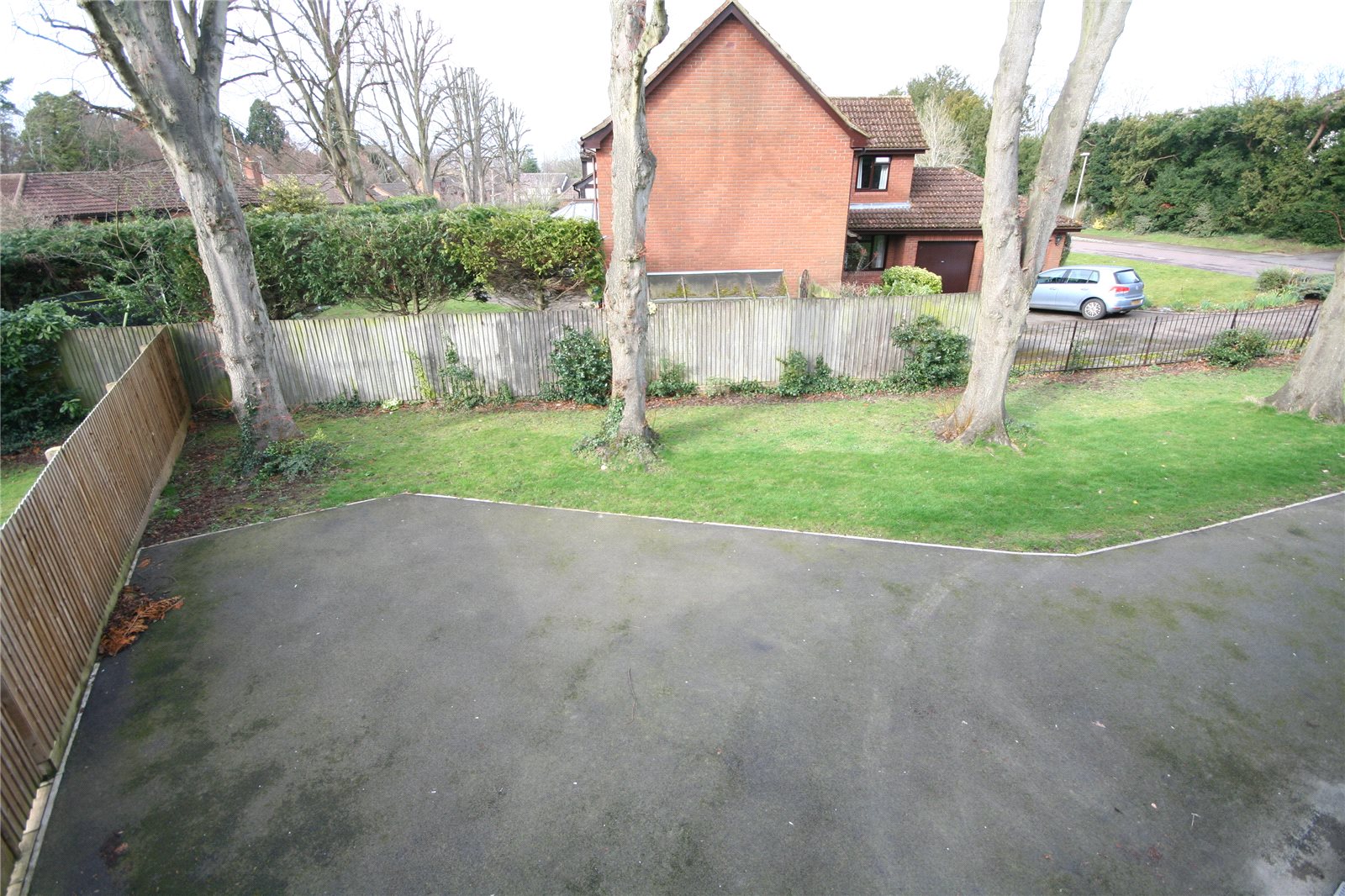4 bedroom House to let in Charlton Kings, Cheltenham, Gloucestershire