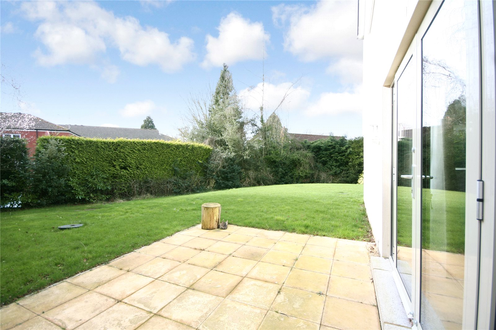 4 bedroom House to let in Charlton Kings, Cheltenham, Gloucestershire