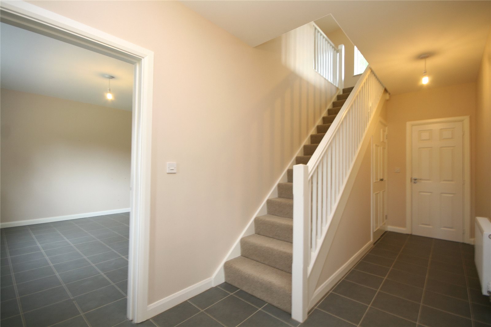4 bedroom House to let in Charlton Kings, Cheltenham, Gloucestershire