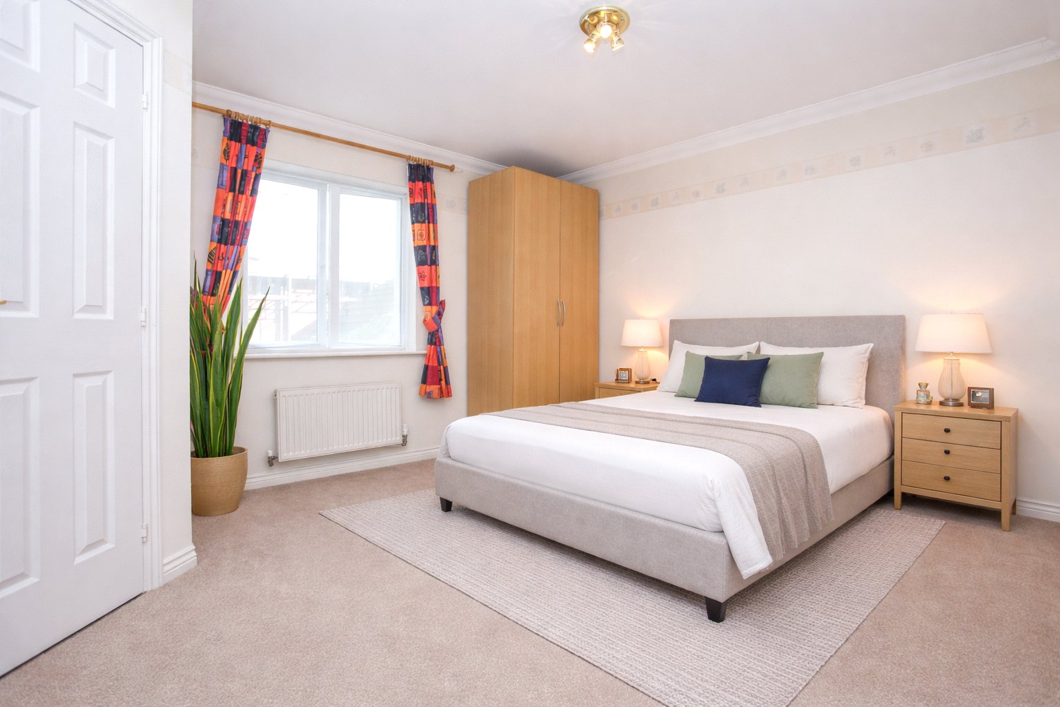 5 bedroom House to let in Cheltenham, Gloucestershire