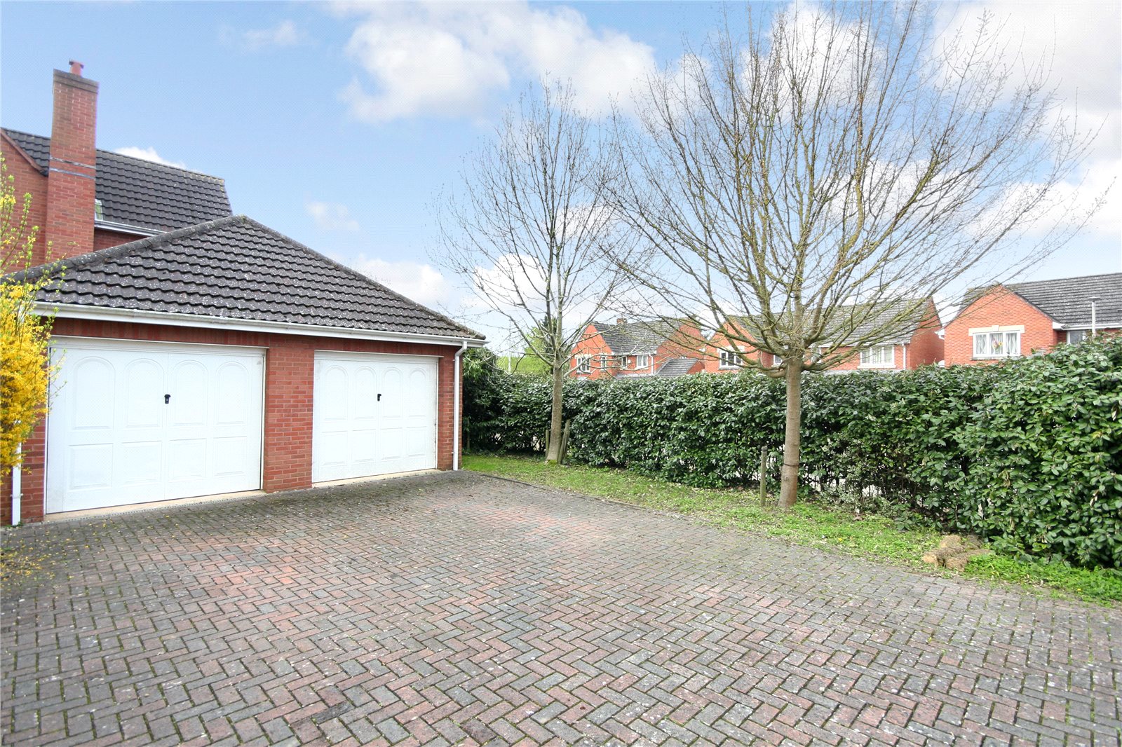 5 bedroom House to let in Cheltenham, Gloucestershire