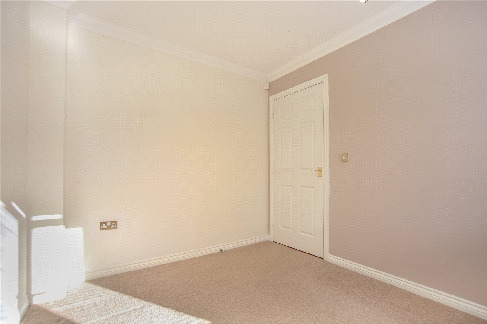 5 bedroom House to let in Cheltenham, Gloucestershire