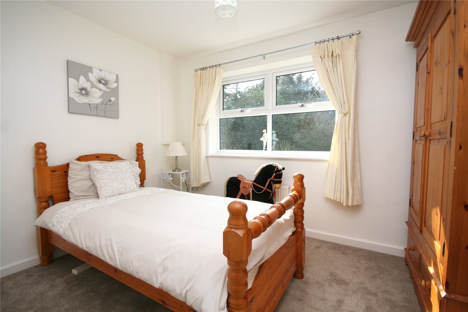 4 bedroom House to let in Cheltenham, Gloucestershire
