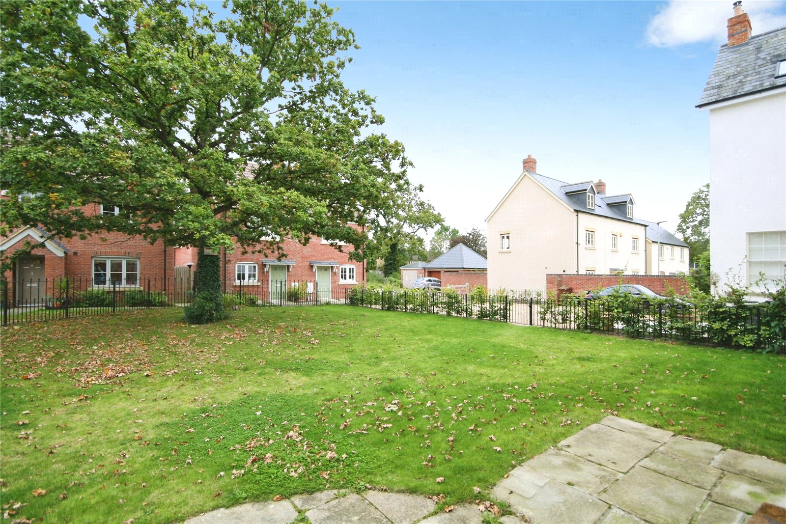 3 bedroom House to let in Up Hatherley, Cheltenham, Gloucestershire