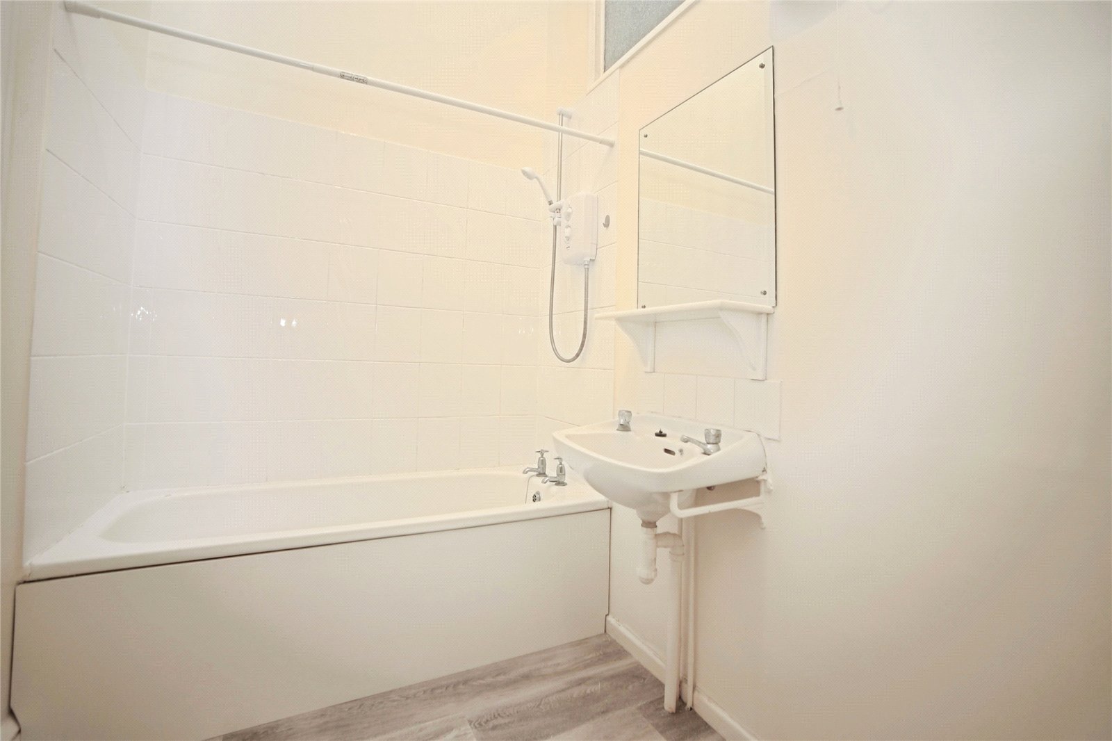 0 bedroom Flat to let in Cheltenham, Gloucestershire