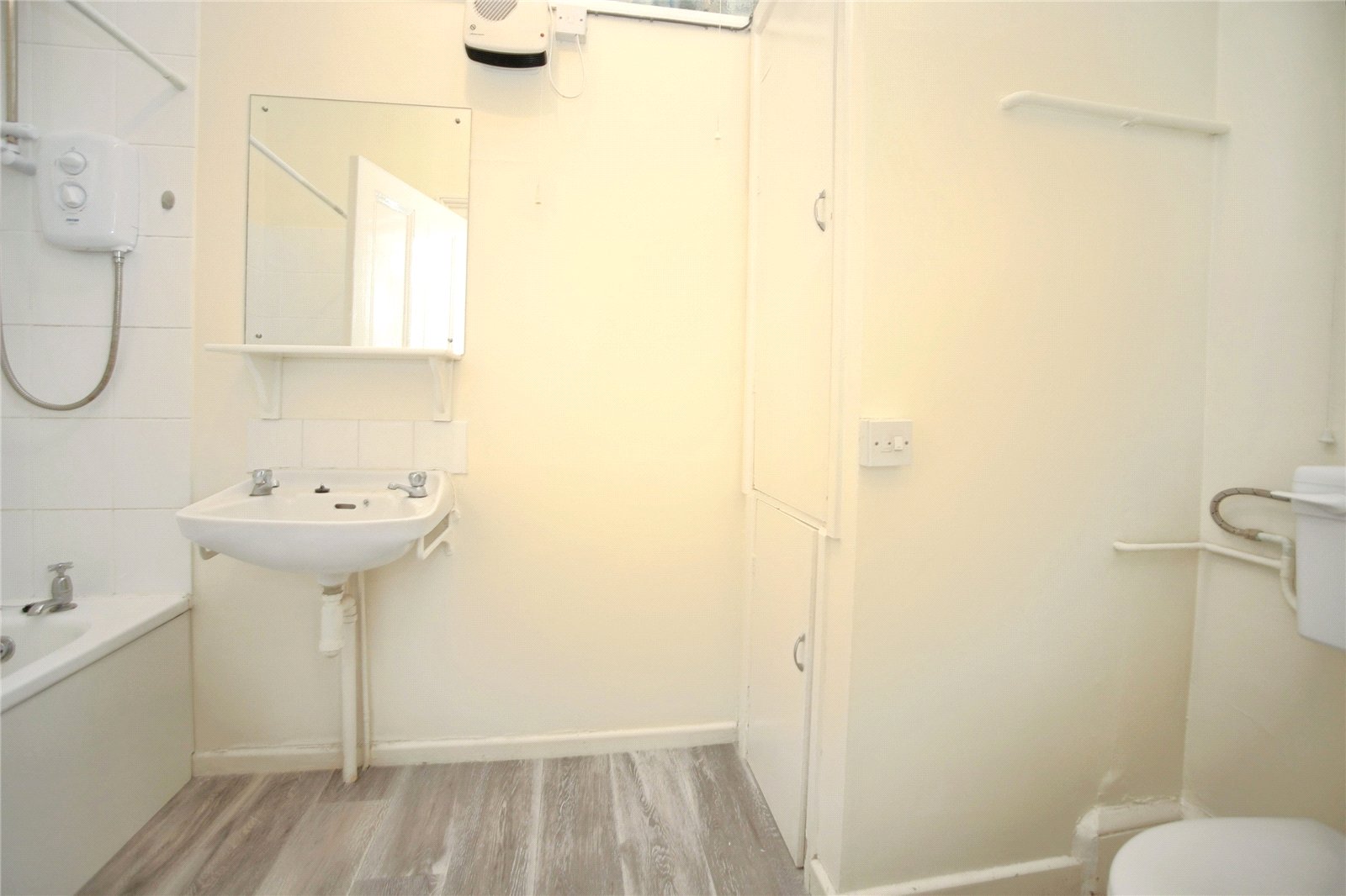 0 bedroom Flat to let in Cheltenham, Gloucestershire
