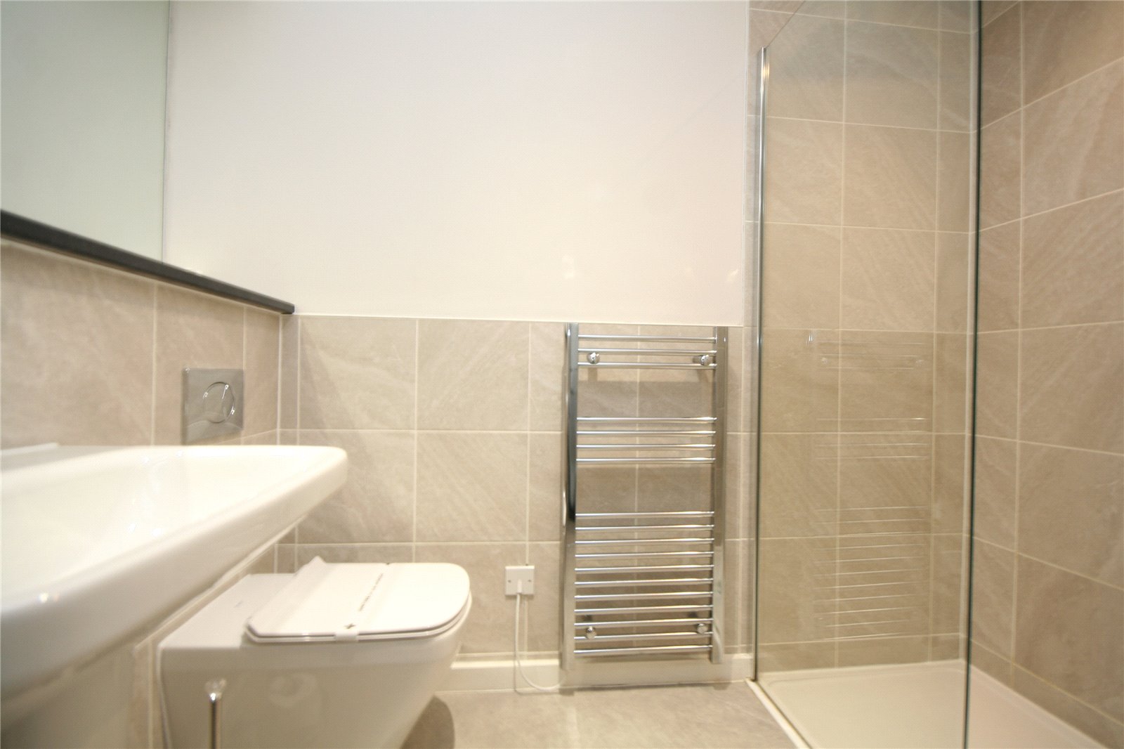1 bedroom Flat to let in Cheltenham, Gloucestershire