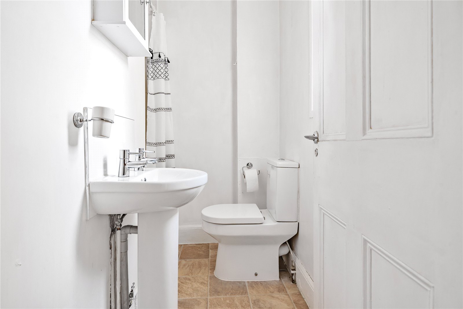 1 bedroom Flat to let in Cheltenham, Gloucestershire