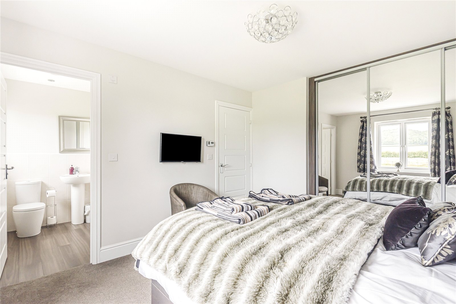 4 bedroom House to let in Alderton, Tewkesbury, Gloucestershire