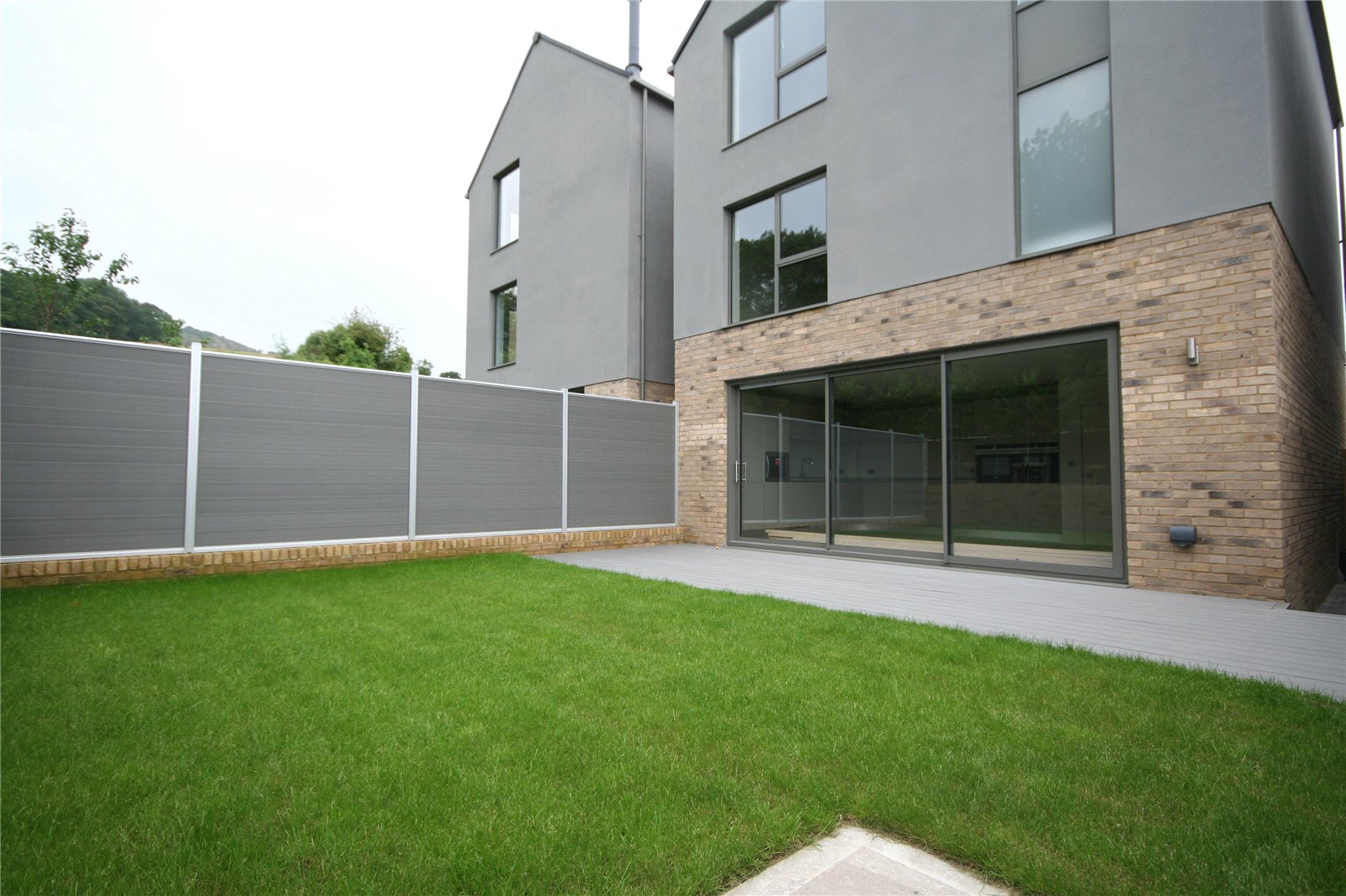 5 bedroom House to let in Cheltenham