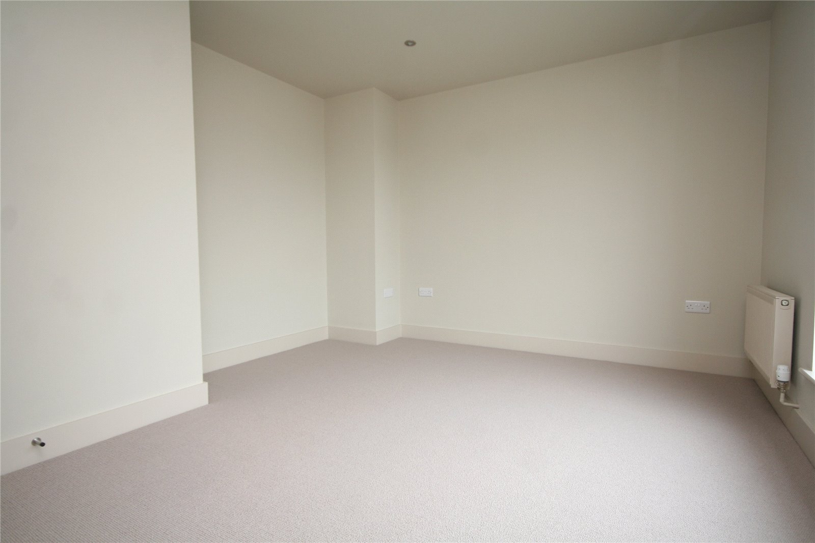 5 bedroom House to let in Cheltenham