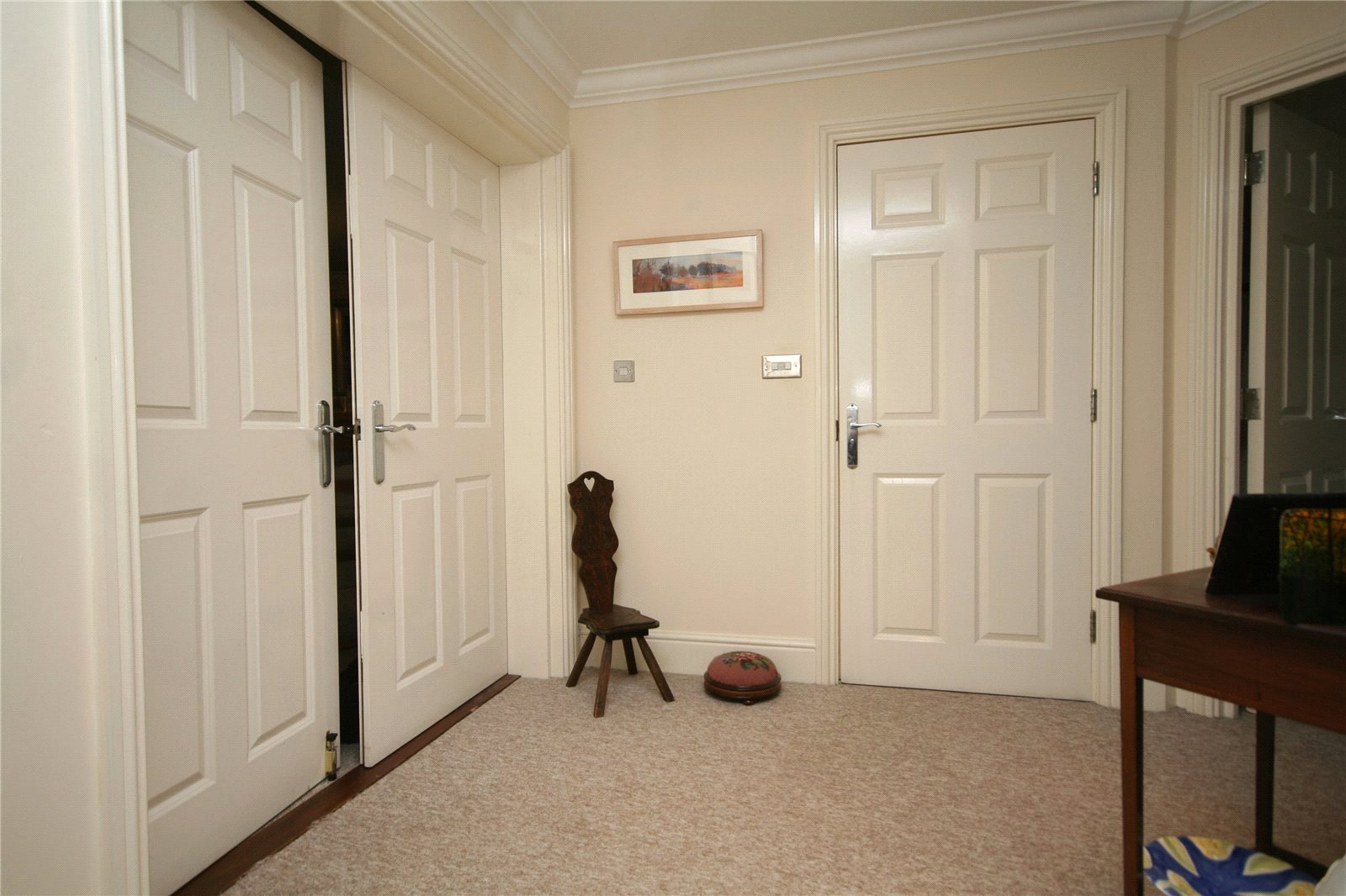 2 bedroom Flat to let in Broadway