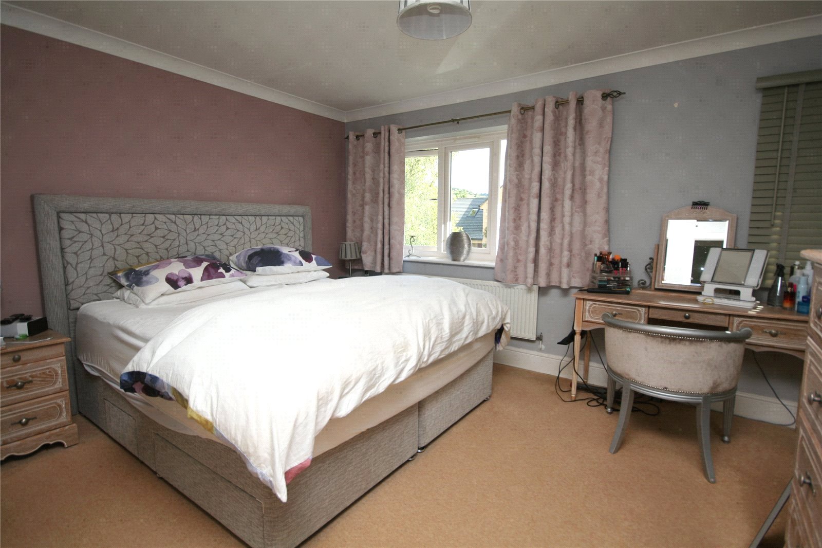 4 bedroom House to let in Broadway, Worcestershire