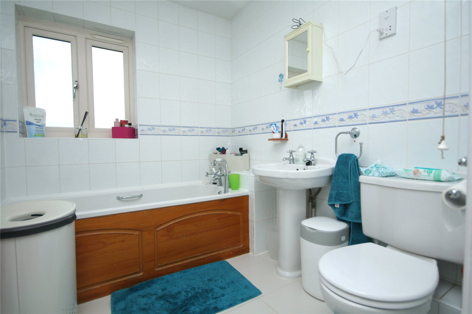 4 bedroom House to let in Broadway, Worcestershire