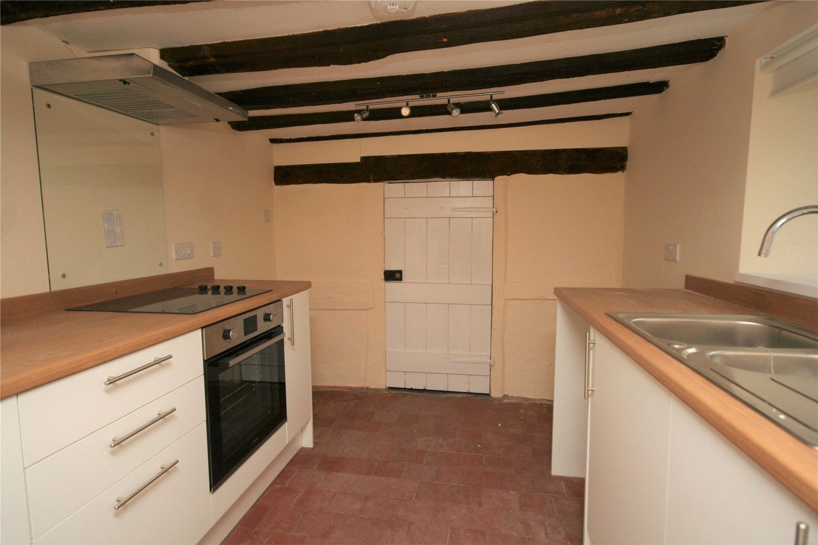 2 bedroom House to let in Tewkesbury, Worcestershire