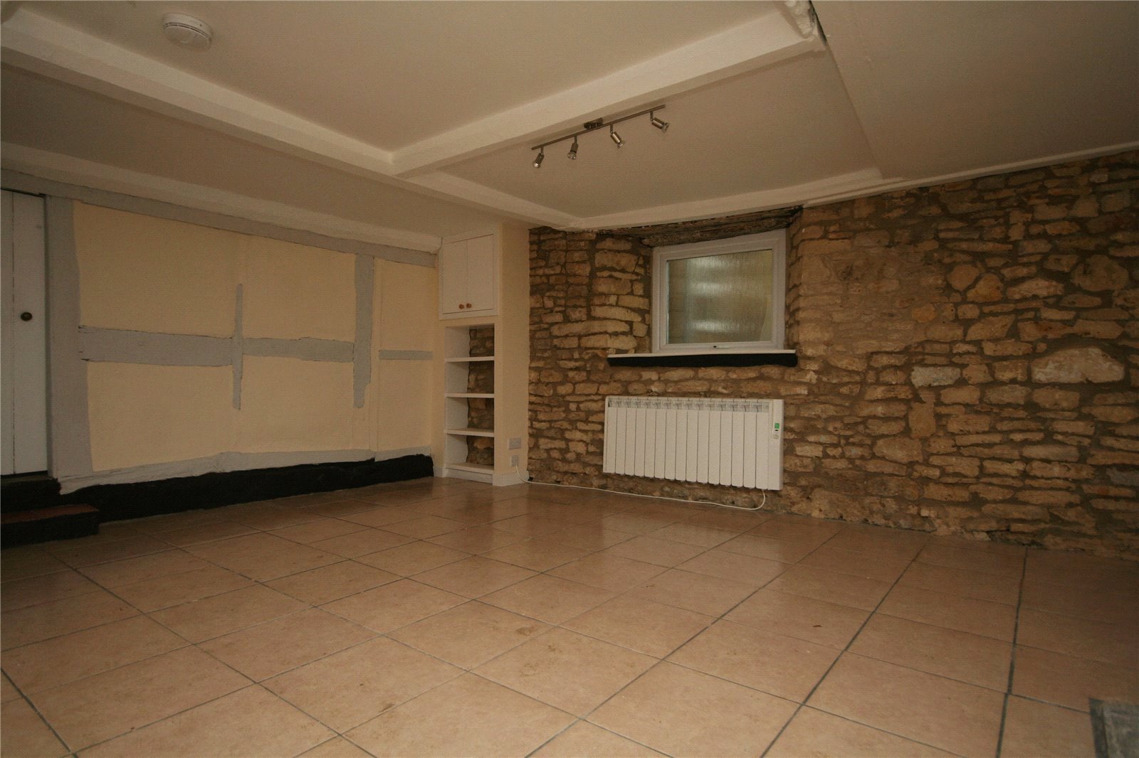 2 bedroom House to let in Tewkesbury, Worcestershire
