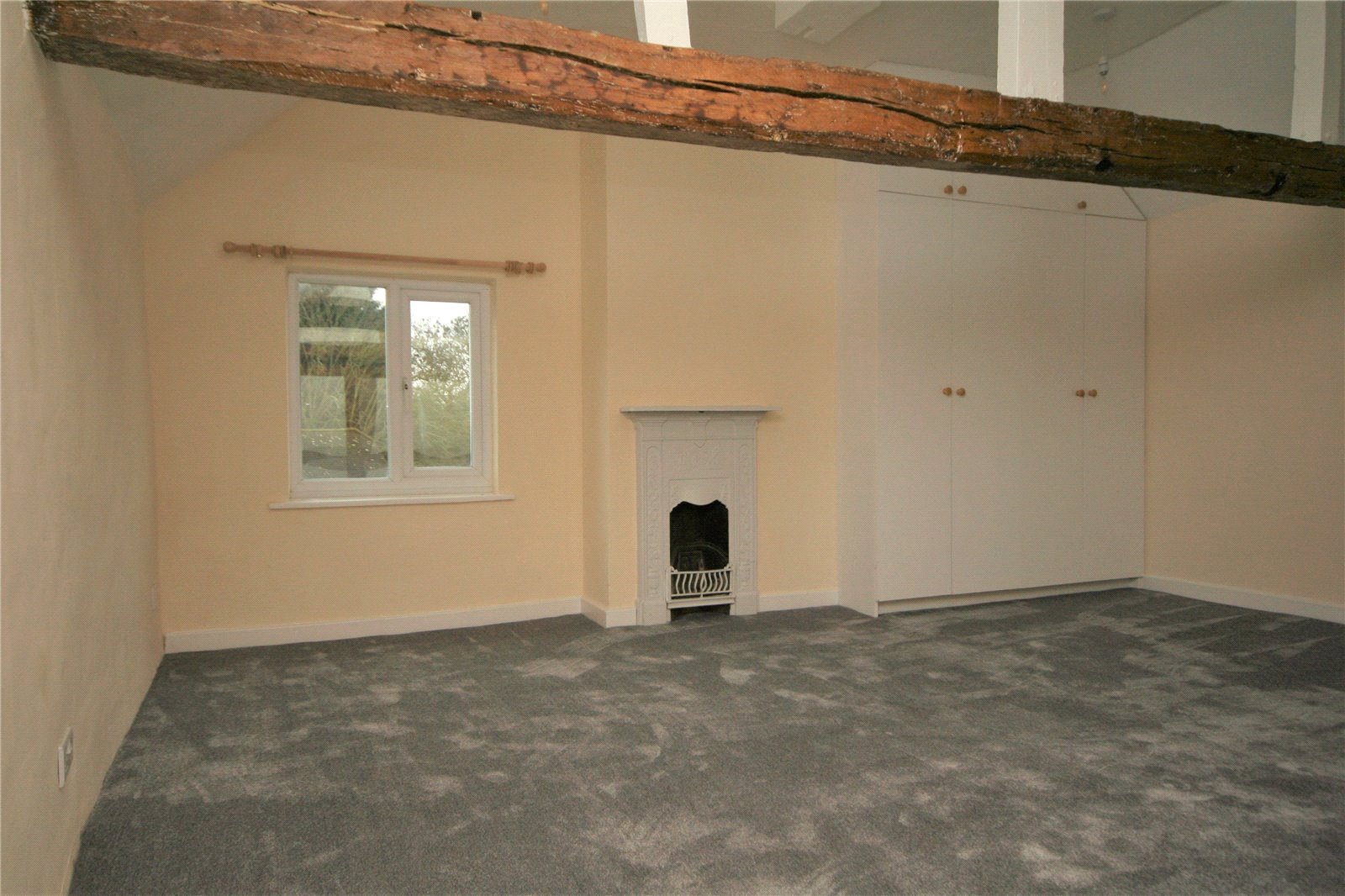 2 bedroom House to let in Tewkesbury, Worcestershire