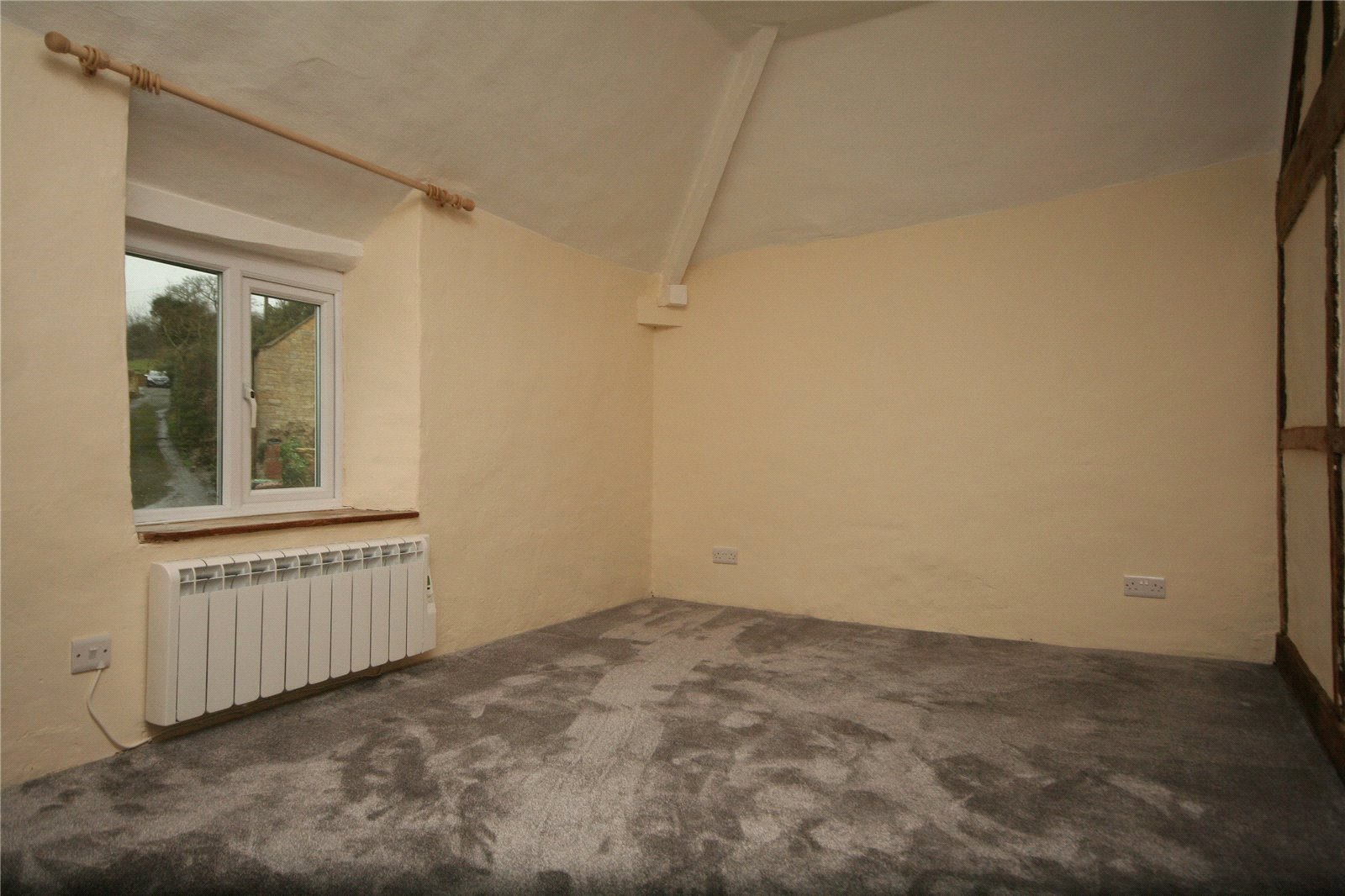 2 bedroom House to let in Tewkesbury, Worcestershire