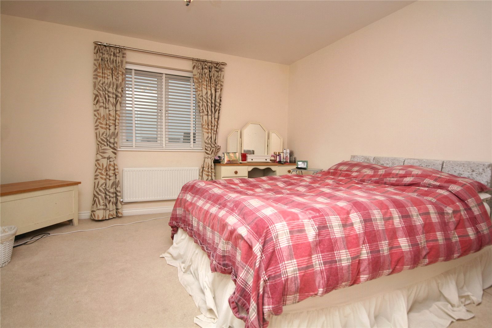 3 bedroom House to let in Evesham, Worcestershire