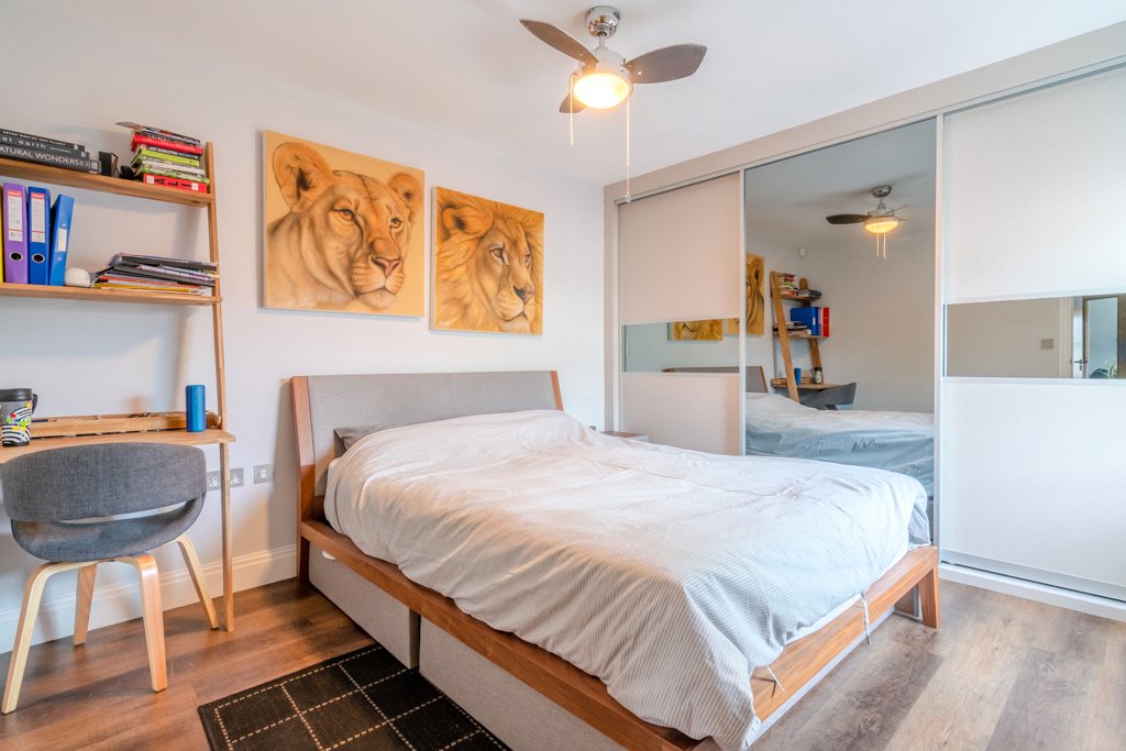 4 bedroom House to let in Charlton Kings, Cheltenham