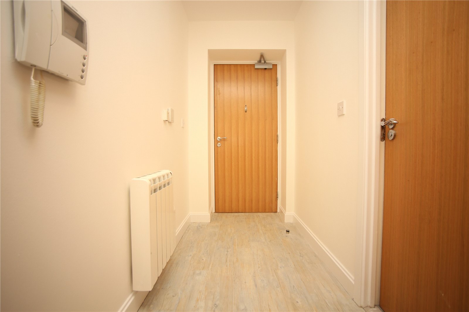1 bedroom Flat to let in Cheltenham, Gloucestershire