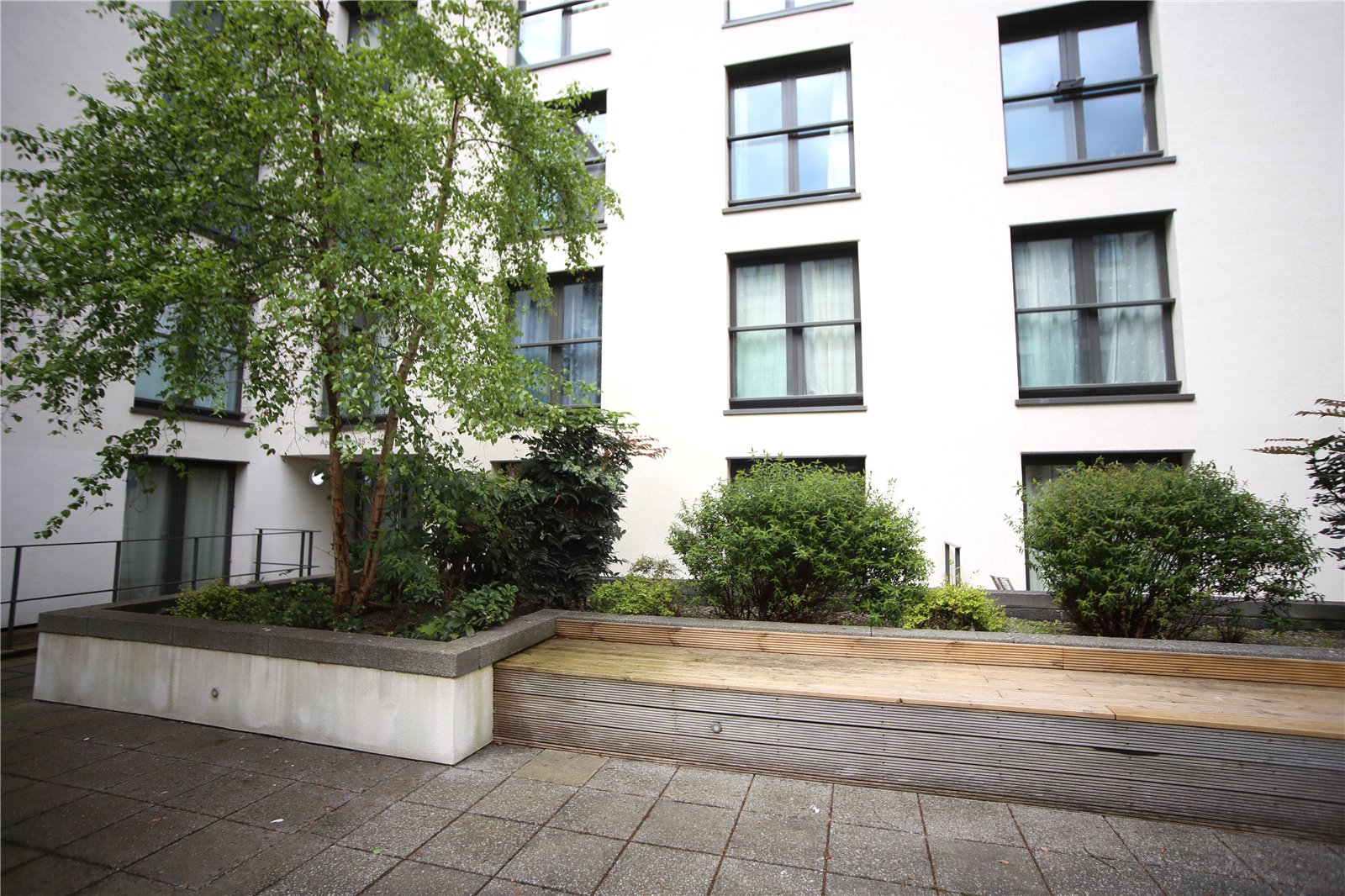 1 bedroom Flat to let in Cheltenham, Gloucestershire